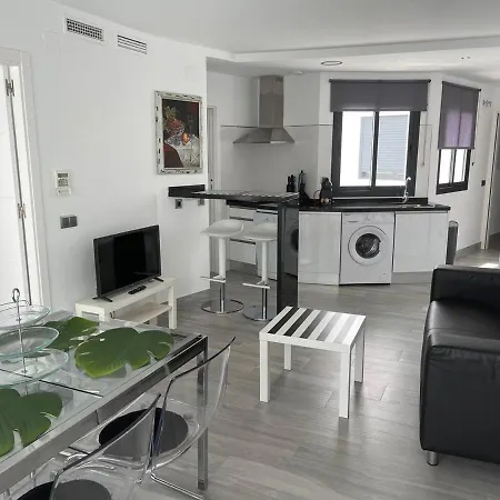 3 Gran8nerja Apartment *