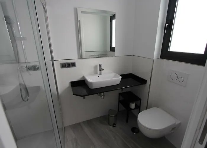 3 Gran8nerja Apartman *