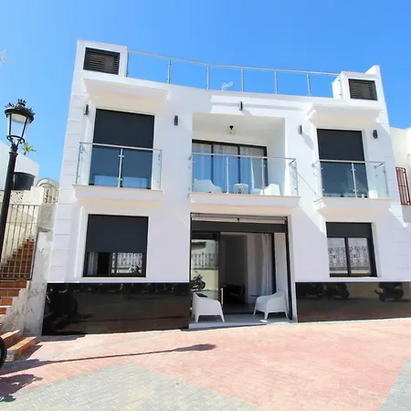 Апартаменты 3 Gran8nerja *